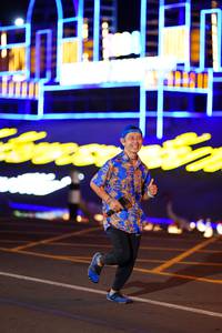 BIB: 101
                            <button type="button" onclick="openModal(22847913)" class="btn btn-primary btn-sm float-right btn-popup" data-toggle="modal" data-target=".modal-high-quality">
                        <i class="fas fa-shopping-cart"></i> Add to Cart
                    </button>
                                            <button type="button" onclick="isThisMe(22847913, true)" class="btn btn-success btn-sm float-right btn-popup btn-isme hidden" data-toggle="tooltip" data-placement="bottom" title="นี่คือรูปของคุณใช่ไหม คลิกที่นี่เพื่อเอาเข้าอัลบั้ม">
                        <i class="fas fa-plus"></i> Add to album
                    </button>
                    <button type="button" onclick="isThisMe(22847913, false)" class="btn btn-warning btn-sm float-right btn-popup btn-isnotme hidden">
                        <i class="fas fa-ban"></i> Remove from album
                    </button>